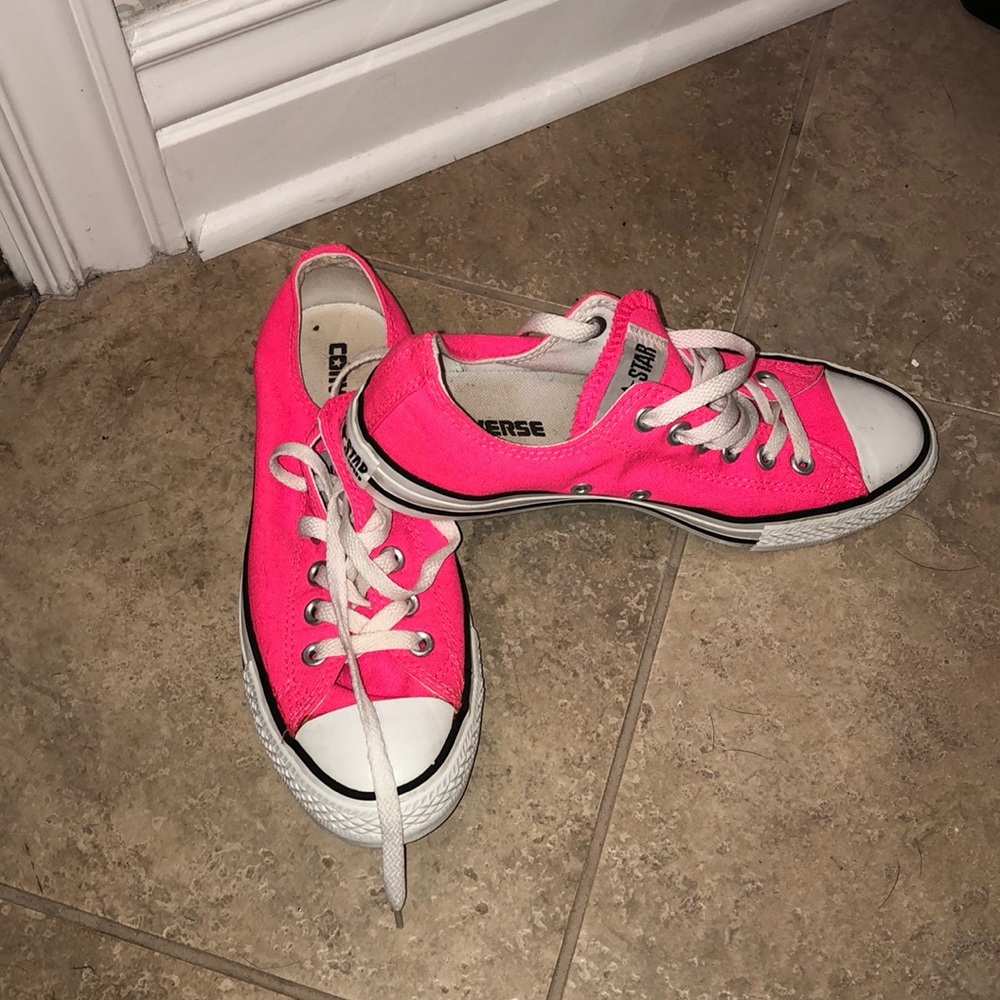 Hot Pink size 8 converse
